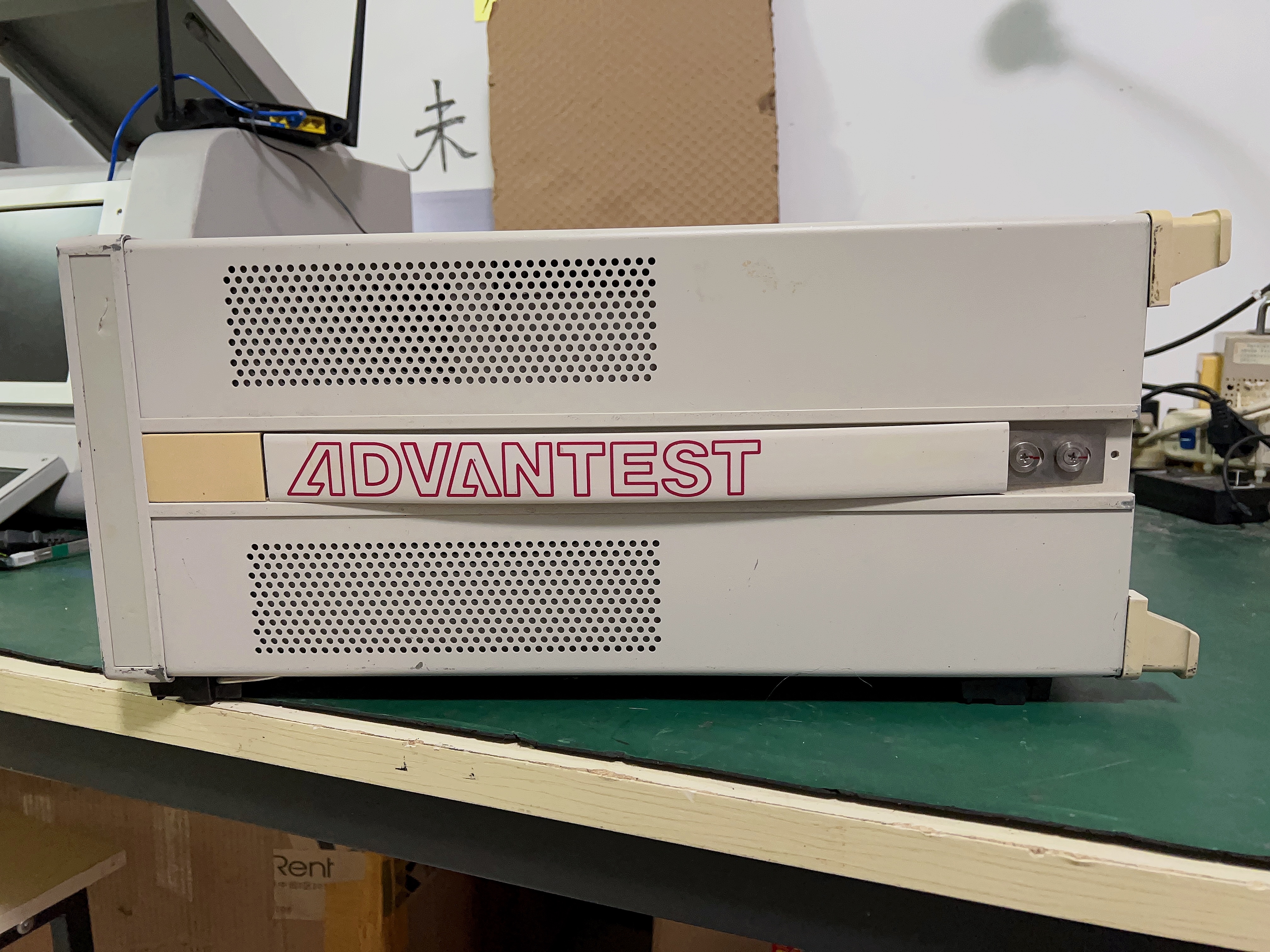 Q8384光谱分析仪爱德万Advantest不开机故障维修案例