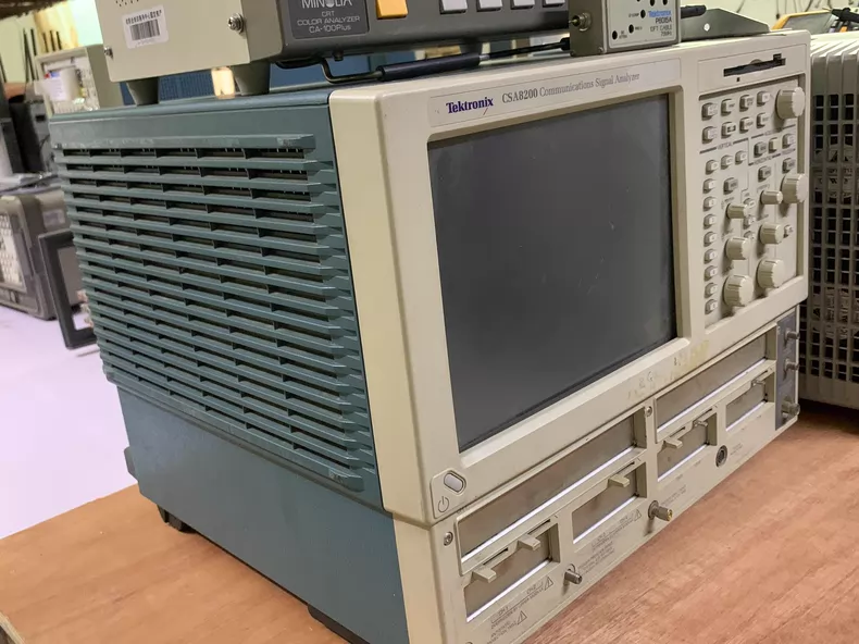CSA8200示波器泰克Tektronix主机高频触发无法使用故障维修案例